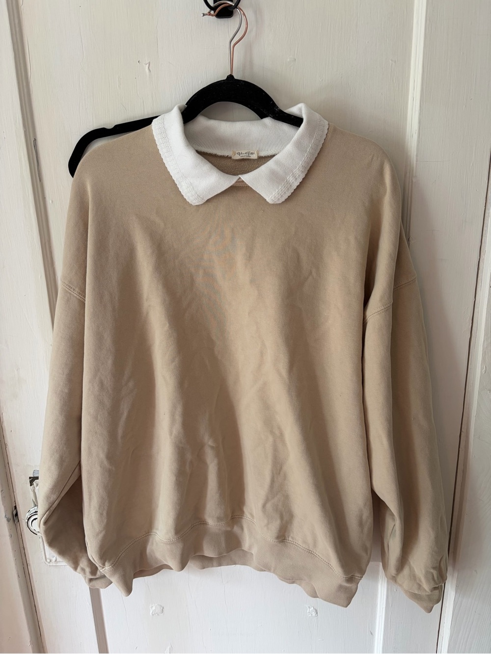 Brandy Melville Beige Crewneck Sweater with White Peter Pan Collar